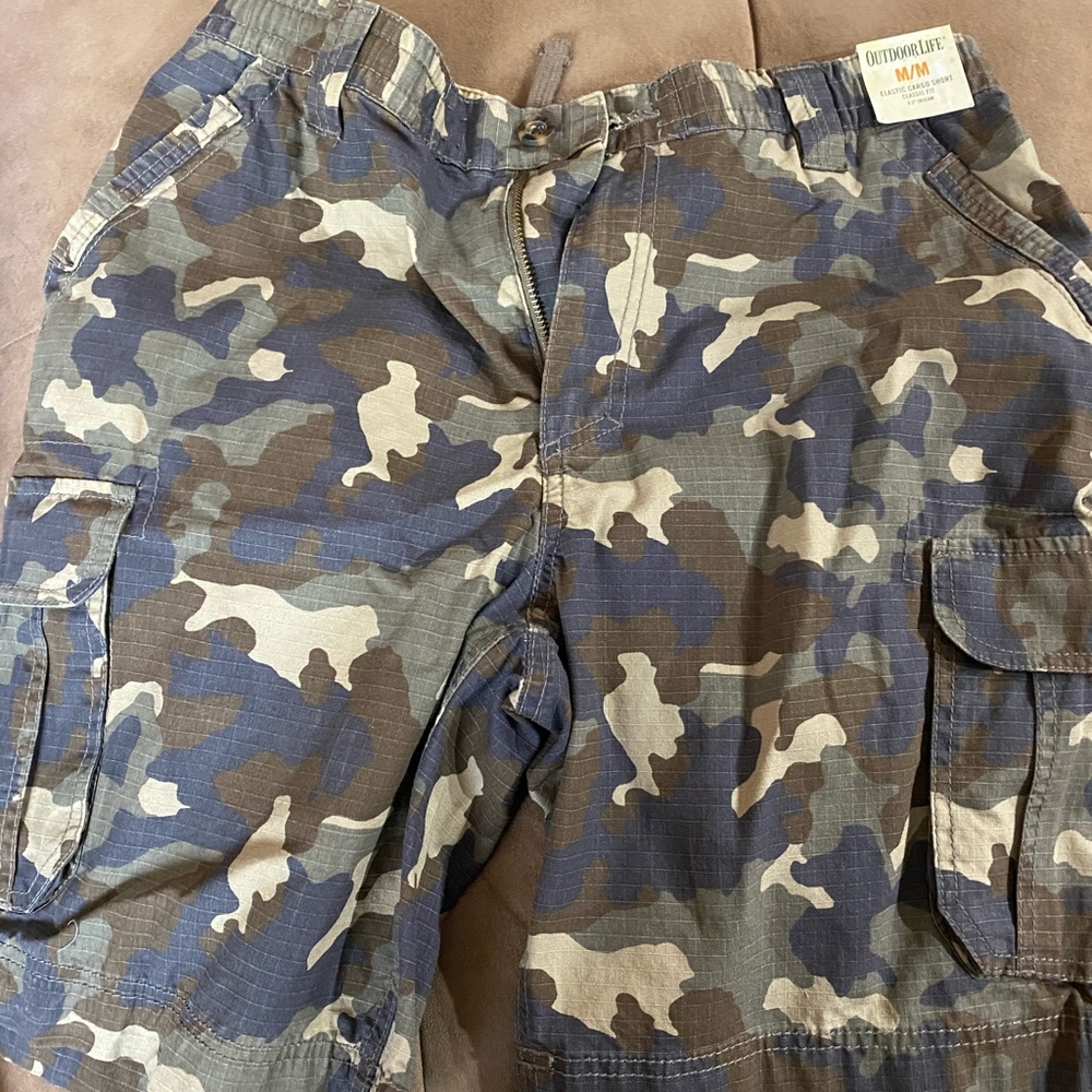 Camouflage Outdoor Life shorts